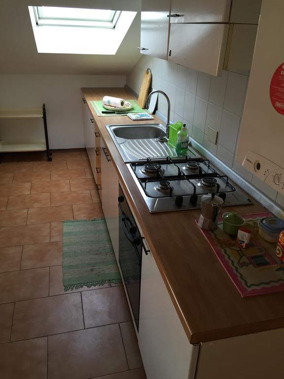 Mansarda Mare Apartman Altidona Szoba fotó